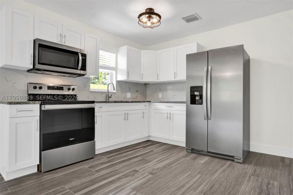 929 S N St #5, Lake Worth Beach, Florida 33460, image 3