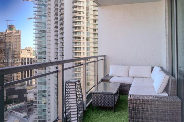 The Ivy At Riverfront, 90 SW 3rd St #3703, Miami, Florida 33130, image 2