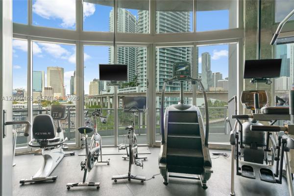 Neo Vertika, 690 SW 1st Ct #1706, Miami, Florida 33130, image 2