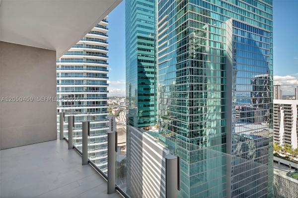 300 Biscayne Boulevard Way #3008W, Miami, Florida 33131, image 2