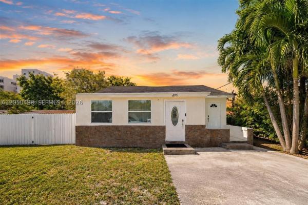 Plainfield Park, 810 NW 21st Ct, Miami, Florida 33125, image 1
