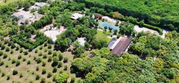 21601 SW 154th Ave, Unincorporated Dade County, Florida 33170, image 1
