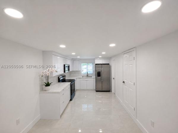5190 E 1st Ave #B, Hialeah, Florida 33013, image 1