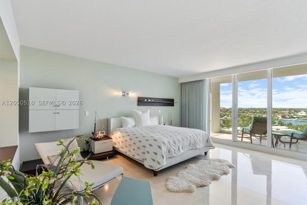 Harbourage Place, 3055 Harbor Dr #1202, Fort Lauderdale, Florida 33316, image 3