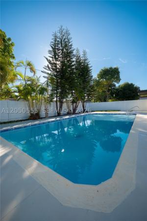 Breezeswept Heights, 15411 NE 10th Ave, North Miami Beach, Florida 33162, image 3