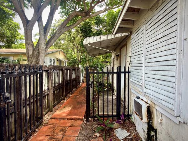 1053 NE 128th St, North Miami, Florida 33161, image 1