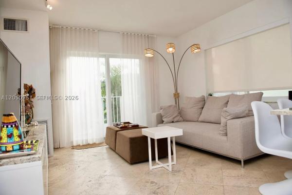 Penn Manor, 1420 Pennsylvania Ave #210, Miami Beach, Florida 33139, image 3