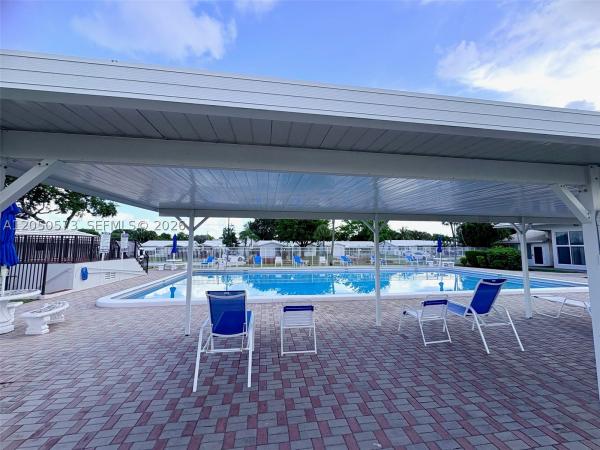 Leisureville, 140 NW 27th St, Pompano Beach, Florida 33064, image 3