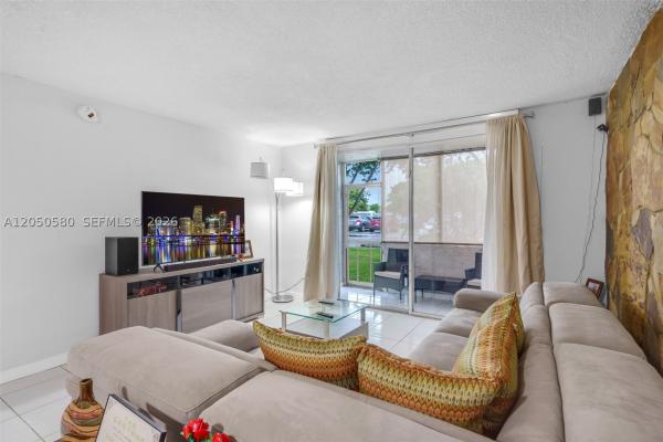 8501 NW 8th St #105, Unincorporated Dade County, Florida 33126, image 3