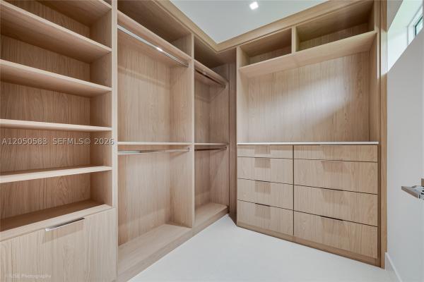 Royal Palm Villas, 7107 SW 63rd Ave, South Miami, Florida 33143, image 3