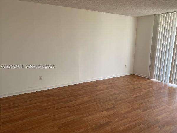 486 NW 165th Street Rd #B-307, Unincorporated Dade County, Florida 33169, image 1