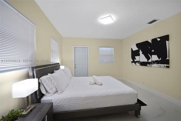 South Middle River, 1021 NE 3rd Ave, Fort Lauderdale, Florida 33304, image 1