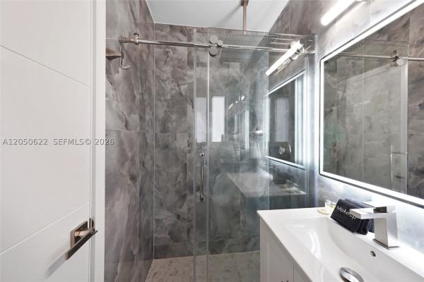 South Middle River, 1021 NE 3rd Ave, Fort Lauderdale, Florida 33304, image 2