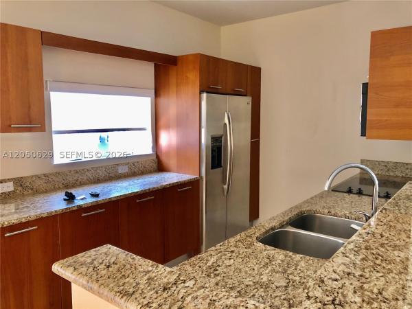 Merco At Aventura, 18451 NE 27th Pl, Aventura, Florida 33160, image 2