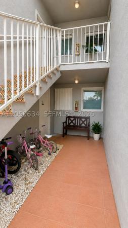 Villa Doral, 4720 NW 114th Ave #101, Doral, Florida 33178, image 2
