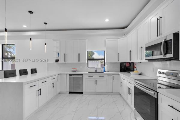 Sky Ranch, 725 Mercury St, West Palm Beach, Florida 33406, image 2