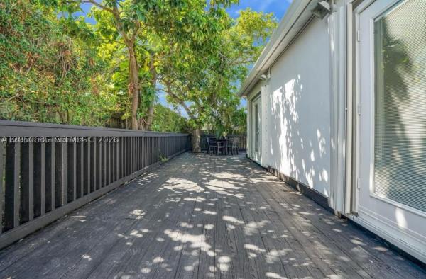 Altos Del Mar, 9264 Byron Ave, Surfside, Florida 33154, image 3