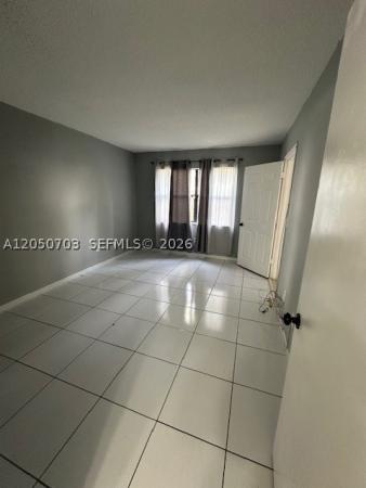 20800 NE 8th Ct #105-17, Unincorporated Dade County, Florida 33179, image 2