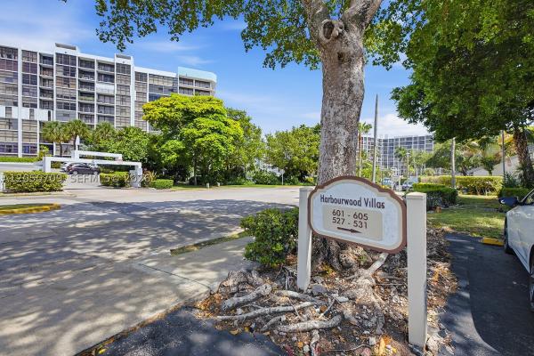 Harbourwood Villas, 605 Leslie Dr, Hallandale Beach, Florida 33009, image 3