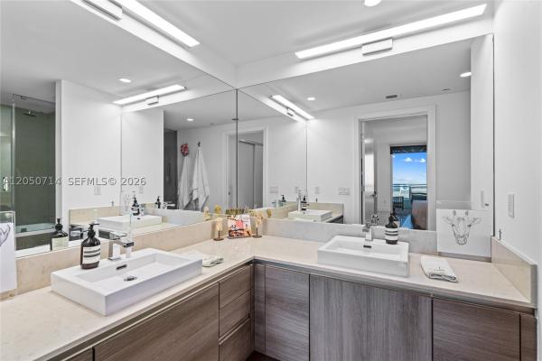 The Bond On Brickell, 1080 Brickell Ave #4102, Miami, Florida 33131, image 1