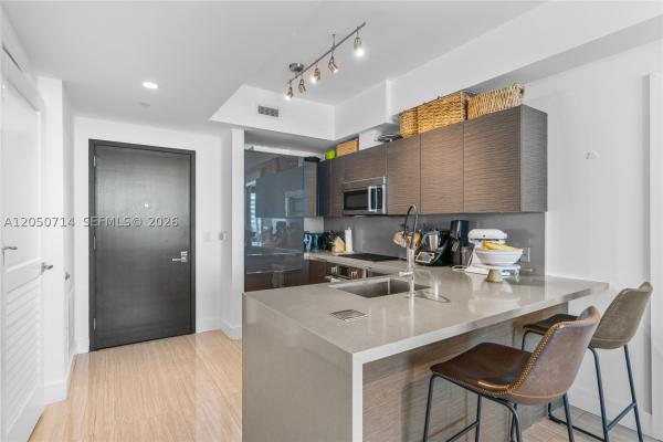The Bond On Brickell, 1080 Brickell Ave #4102, Miami, Florida 33131, image 3