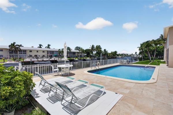 Cypress Lake East, 708 SE 7th Ave #8, Pompano Beach, Florida 33060, image 2