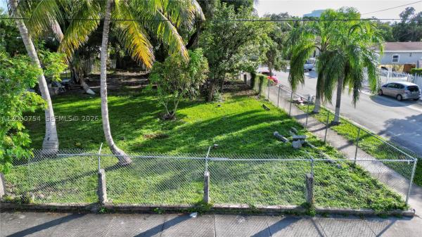 Wyndwood Park, 280 NW 33rd St, Miami, Florida 33127, image 1