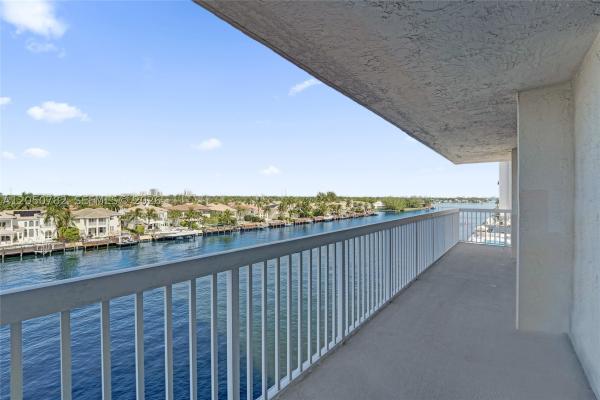 Allington Towers North, 1500 S Ocean Dr #F6, Hollywood, Florida 33019, image 1