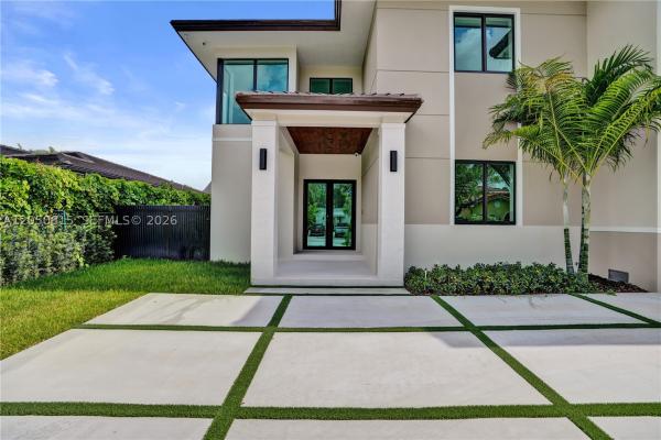 6415 SW 83rd St, Unincorporated Dade County, Florida 33143, image 3