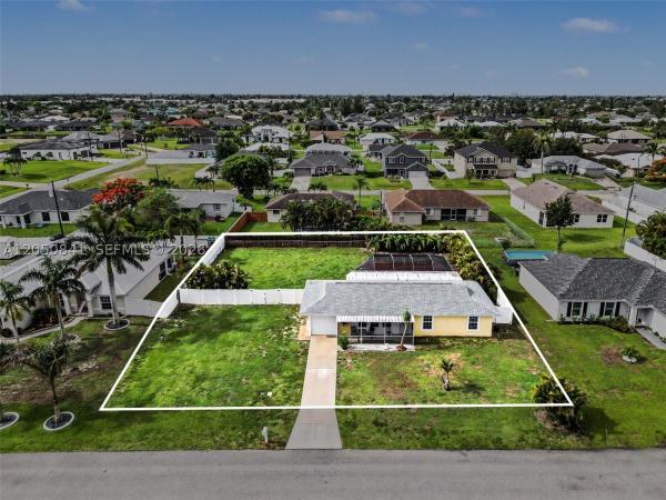 Cape Coral Residential, 316 SW 19th Ter, Cape Coral, Florida 33991, image 2