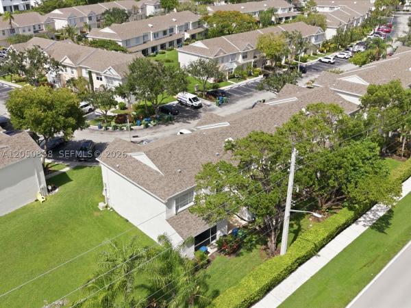 Coconuts, 21 Simonton Cir, Weston, Florida 33326, image 2