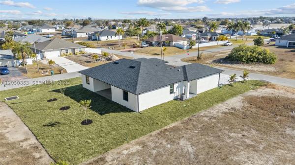 1030 NE 2nd Ave, Cape Coral, Florida 33909, image 2
