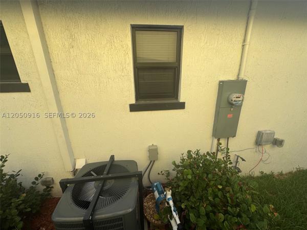 Inlet Grove, 141 W 16th St, Riviera Beach, Florida 33404, image 2