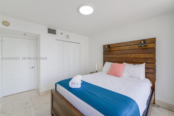 The Club At Brickell Bay, 1200 Brickell Bay Dr #2324, Miami, Florida 33131, image 1