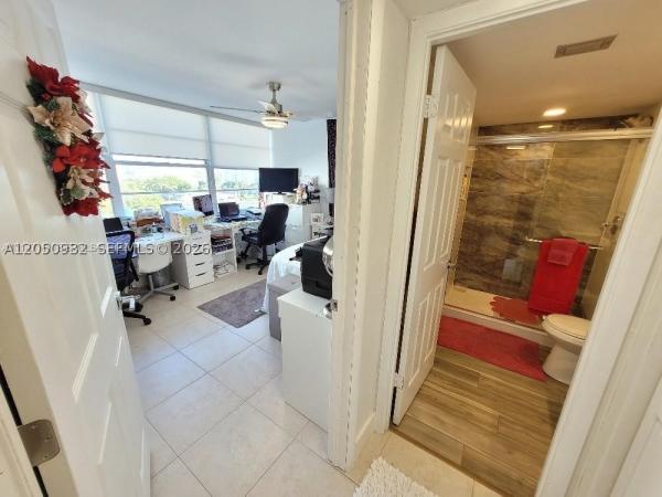 Del Prado, 18081 Biscayne Blvd #602-4, Aventura, Florida 33160, image 3