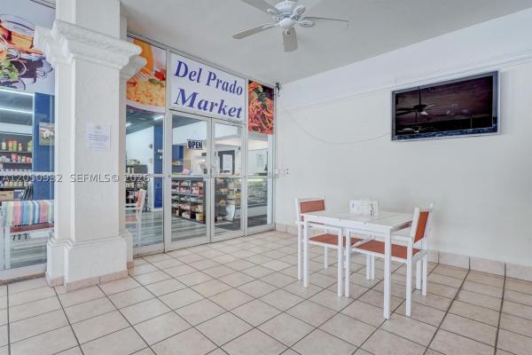 Del Prado, 18081 Biscayne Blvd #602-4, Aventura, Florida 33160, image 1
