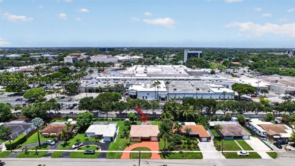 Orangebrook Golf Estates, 206 N 32nd Ave, Hollywood, Florida 33021, image 3