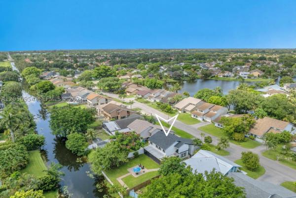 Woods Of Rolling Hills, 3950 SW 82nd Ter, Davie, Florida 33328, image 2