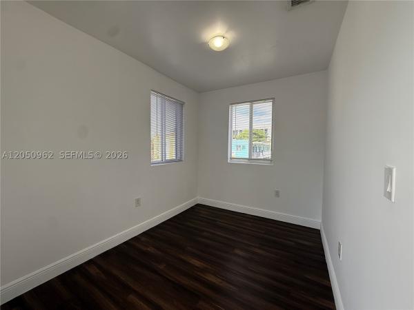 540 NW 7th St #36, Miami, Florida 33136, image 3