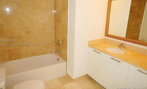 1800 Club, 1800 N Bayshore Dr #3014, Miami, Florida 33132, image 3