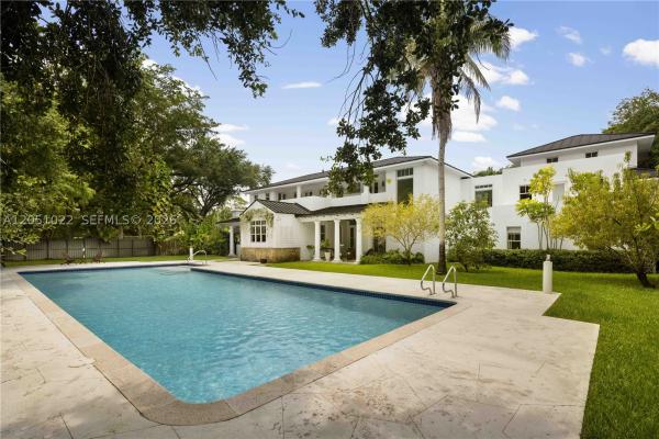 Pinecrest Residential, 6845 SW 98th St, Pinecrest, Florida 33156, image 2