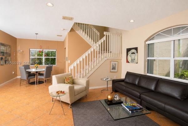 West Lake Village, 1115 Weeping Willow Way, Hollywood, Florida 33019, image 2
