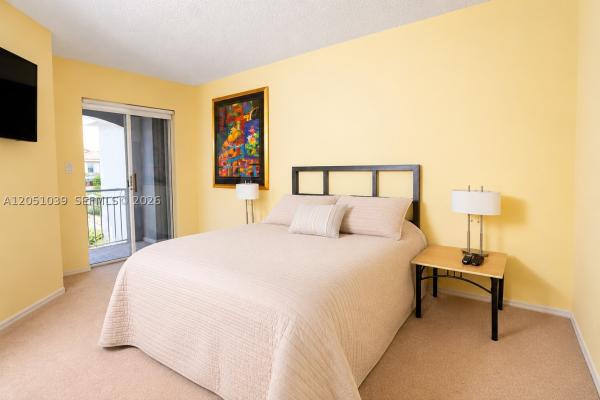 West Lake Village, 1115 Weeping Willow Way, Hollywood, Florida 33019, image 3