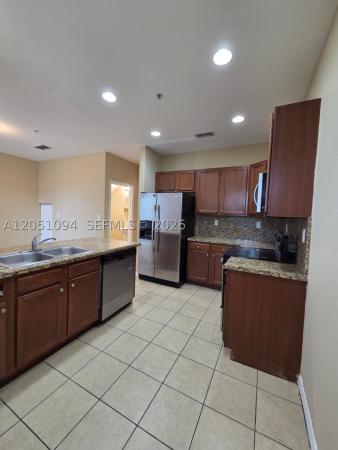Tuscan Villas, 2851 W Prospect Rd #404, Tamarac, Florida 33309, image 1