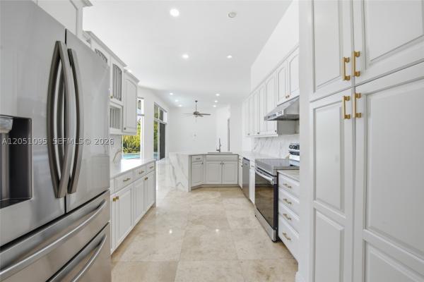 Grand Oak, 2667 Palmer Pl, Weston, Florida 33332, image 2