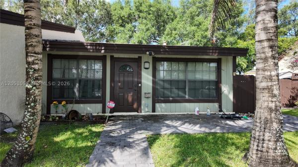 Cedarwoods At Pembroke Lakes, 2070 Sweet Gum Ave, Pembroke Pines, Florida 33026, image 2