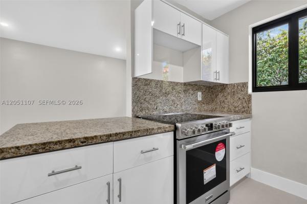 2216 SW 62nd Ave, Unincorporated Dade County, Florida 33155, image 3