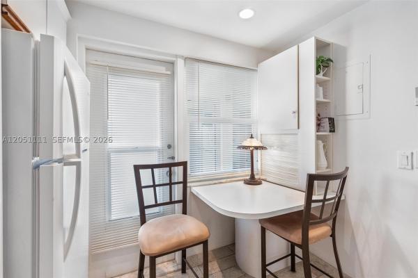 Golden View, 3199 S Ocean Dr #305, Hallandale Beach, Florida 33009, image 1