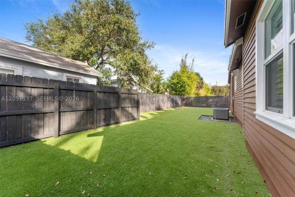 Waverly Place, 230 SW 12th Ave 0, Fort Lauderdale, Florida 33312, image 3