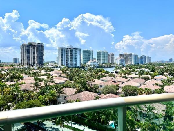 Ocean Reserve, 19370 Collins Ave #918, Sunny Isles Beach, Florida 33160, image 1